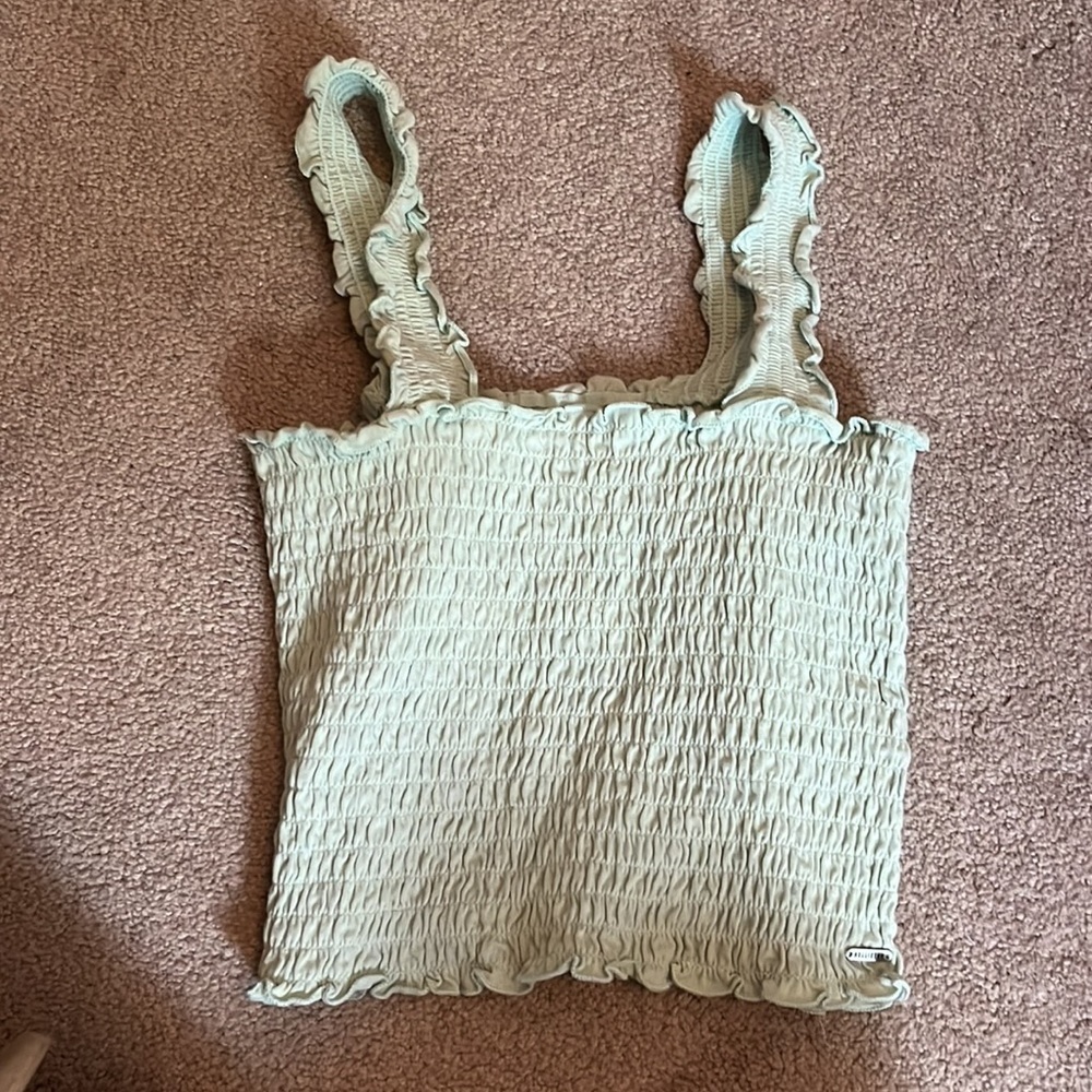 𝅺JUNIORS cropped ruffle shirt top square chest tank top - Size M